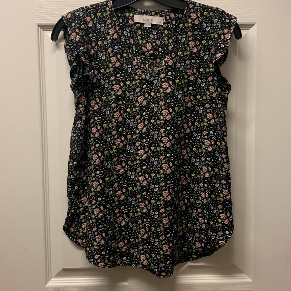 Black floral Loft top